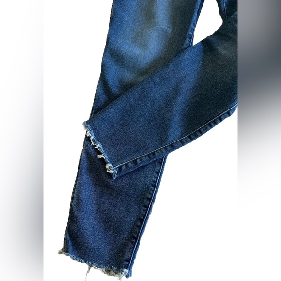 EVERLANE The Vintage Skinny Jean Frayed Hem With Exposed Buttons Size 28 28x26 - Picture 3 of 7